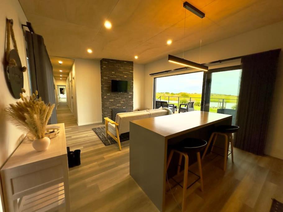 Luxury Absolute Ocean View Lodge Waverley ภายนอก รูปภาพ
